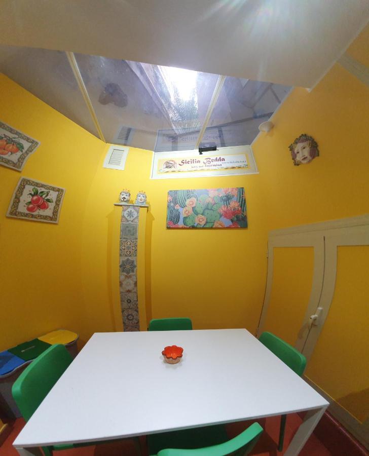 Sicilia Bedda Taormina Apartment Luaran gambar